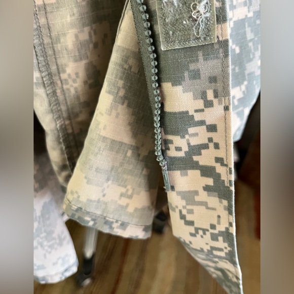 Camouflage military jacket - Picture 7 of 7